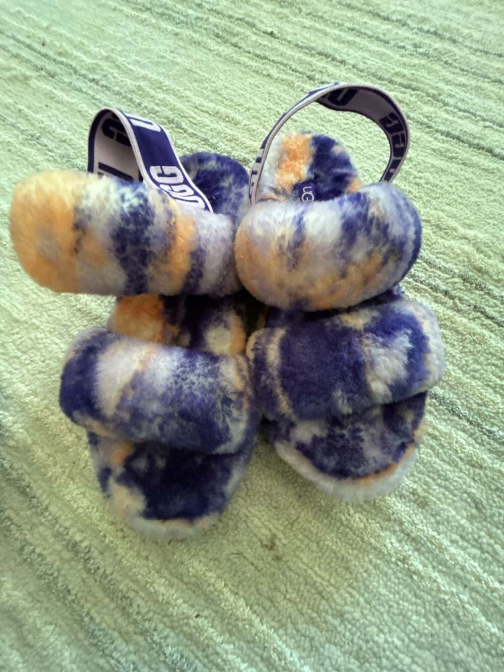 UGG Fluff Yeah Slide Tie Dye Slippers Size 5